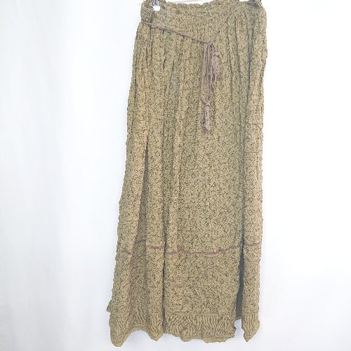 ◇ ◎ green label relaxing 総柄 ロング丈 フレア スカート サイズ表記なし グリーン系 レディース E 【中古】 ◇ ◎ green label relaxing 総柄 ロング丈 フレア スカート サイズ表記なし グリーン系 レディース E 【中古】