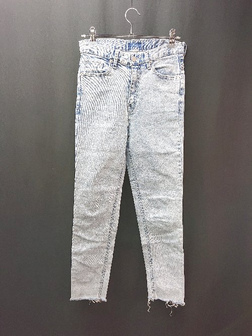 ◇ ◎ ●未使用● AMAIL フロントファスナー ダメージ加工 大人カジュアル ジーンズ サイズS ライトブルー レディース E 【中古】