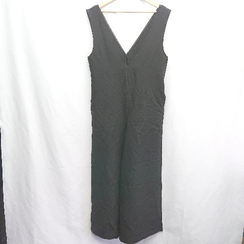 ◇ ⊂ CLASSICALELF Vネック ワイドパンツ オールインワン サイズM ブラック レディース E 【中古】 ◇ ⊂ CLASSICALELF Vネック ワイドパンツ オールインワン サイズM ブラック レディース E 【中古】