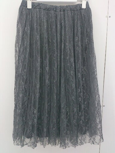 ◇ NATURAL BEAUTY BASIC ウエストゴム レース ロング プリーツ スカート サイズS グレー レディース 【中古】 ◇ NATURAL BEAUTY BASIC ウエストゴム レース ロング プリーツ スカート サイズS グレー レディース 【中古】
