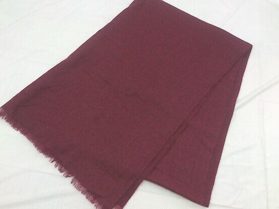 ◇ UNIQLO ユニクロ カシミヤ100% マフラー ストール ボルドー系 レディース 【中古】のサムネイル