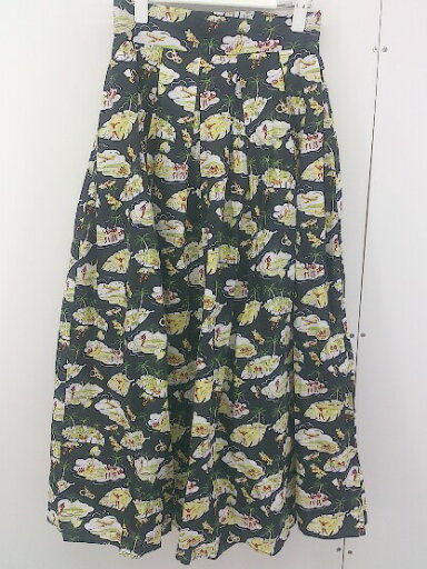 ◇ merlot メルロー 総柄 ロング フレア スカート ブラック系 マルチ レディース 【中古】 ◇ merlot メルロー 総柄 ロング フレア スカート ブラック系 マルチ レディース 【中古】