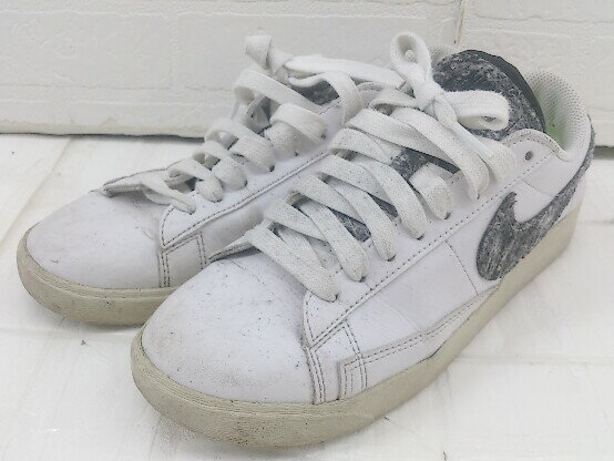 ◇ NIKE W BLAZER LOW SE DA493