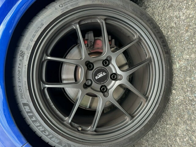 TWS　フラットレーシングガンメタ　色　13ml　タッチペン タッチアップ ペイント 筆付き 色 キズ隠し D..