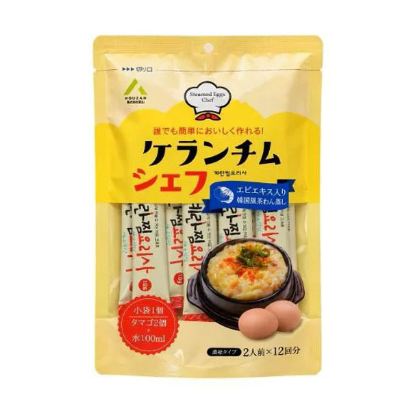 ✓パッケージデザイン等は予告なく変更される場合がございますので、ご了承ください。 内容物 120g（10g×12P） 賞味期限 別途表示 保存方法 直射日光、及び高温多湿を避け、常温で保存してください。 原材料 魚醤シーズニング（えびの塩漬け、食塩、酵母エキス）、オリゴ糖、食塩、うまみベース（昆布エキス）、魚醤、海洋深層水／調味料（核酸）、酵素、香料、（一部にえびを含む） 商品説明 簡単に韓国本場のケランチム（韓国風の茶碗蒸し）が楽しめます。 卵2個用意してあれば、味出し用のアミの塩辛が入っていますので新大久保のふわふわケランチムが電子レンジ(500W)4分で簡単にお家で出来上がり！簡単スティック12本入りです。 ※卵2個は別購入必要！ [電子レンジ調理方法] 1.卵2個+水(100ml)+ケランチムシェフ1袋(10g)をレンジ用容器に入れてよく混ぜ合わせます。 (気泡が残らないようにそのまま1分ほど置いておきます。) 2.そのまま電子レンジ(500W)で4分ほど加熱します。 (お好みに合わせて野菜などを加えてください。)※調味料としても活用できます。(卵焼き、ズッキーニ炒め物、豆腐チゲ、豆もやしスープなど) [栄養成分表示: 1回分10g当たり] エネルギー 11kcal / たんぱく質 0.4g / 脂質 0.2g / 炭水化物 1.8g / 食塩相当量 1.6g 原産国 韓国