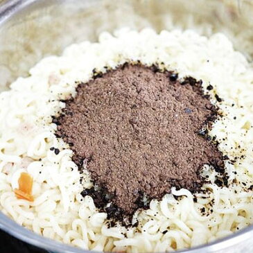 【あす楽】 『農心』チャパゲティ|ジャジャン麺(140g)ノンシム NONG SHIM 韓国ラーメン インスタントラーメン ジャージャー麺 チャジャン麺 ジャージャー麺\韓国風ジャジャン麺〜/ マラソン ポイントアップ祭
