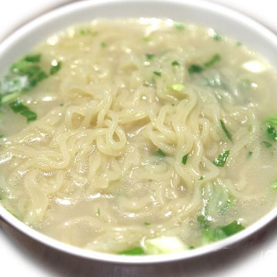 八道韓国食品の【まとめ買いお得】農心 サリコムタン麺 コムタンラーメン 韓国版 1BOX=110g×40個 NONG SHIM 韓国ラーメン 韓国食品 #｜アングル2