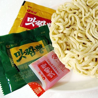 【ポイント5倍】農心 マッチャンポン 辛口 130g×4個入りパックNONG SHIM チャンポンラーメン 海鮮ラーメン 韓国食品 # paldo-10003523 八道韓国食品 サンプル画像2