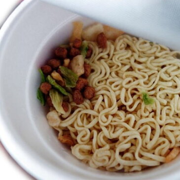 『農心』チャパゲティ カップ麺・小(70g) カップラーメン NONG SHIM ジャージャー麺 韓国ラーメン インスタントラーメン チャジャン麺 ジャジャン麺 韓国料理 非常食 韓国食品 マラソン ポイントアップ祭