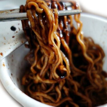 『農心』チャパゲティ カップ麺・小(70g) カップラーメン NONG SHIM ジャージャー麺 韓国ラーメン インスタントラーメン チャジャン麺 ジャジャン麺 韓国料理 非常食 韓国食品 マラソン ポイントアップ祭