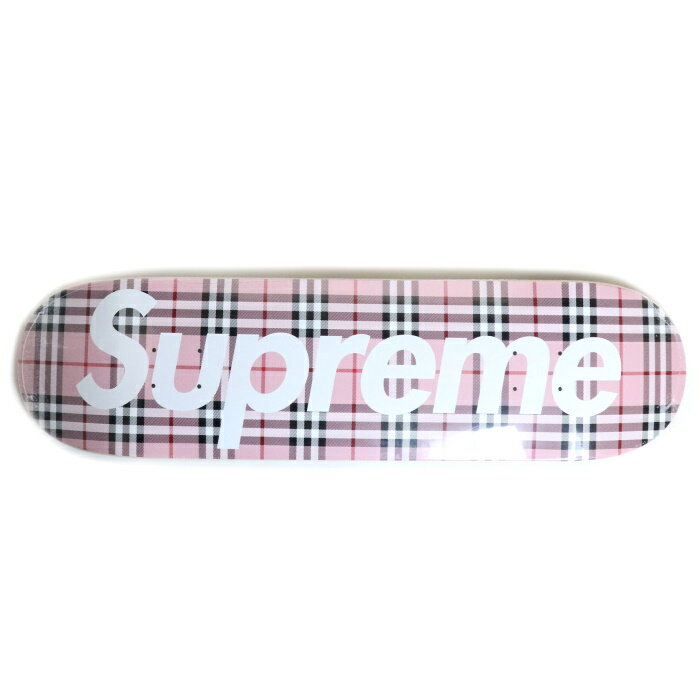 2022SS Supreme × Burberry Skateboard Deck Pink DETAIL ＞CONDITION： N ＞COLOR： Pink ＞MATERIAL： - ＞付属品： - ＞在庫について： - SIZE ＞SIZE： Onesize ＞DETAIL： 縦21cm 横81cm ※若干の誤差はご了承下さい。 INFOMATION ＞INFO： 2022SSの国内正規品の商品です。 ITEM CONDITION 「キャンセル・返品につきまして」 ※当店では原則として注文間違い、お色味の相違、サイズ違いなどお客様都合でのキャンセルはお受けしておりません。お電話で問合せ頂きましても、対応いたしかねますのでご購入前に必ずご確認をお願い致します。 詳しくは「キャンセル・返品について」をご参照の上でのご注文をお願い致します。 「商品画像につきまして」 商品掲載画像は、照明器具を使って撮影しているため実際に目にした時と異なって見える場合がございます。 また、お使いのモニターや設定等でお色味が異なって見える場合もございますので予めご了承ください。 「中古品につきまして」 当店で販売しています中古品に関しましては入荷時に検品をしており特出したダメージに関しましては 商品ページ内に記載しておりますが、記載のない細かなほつれや若干の匂いなどがある場合がございます。 中古品の特性をご理解の上でご注文お願い致します。 商品の状態に関しましては必ずご注文前にお問い合わせください。 ※商品名の【中古】表記について 新古品（未使用品）の商品を楽天で販売する場合、商品名に【中古】を記載する義務があります。 当店で扱っている中古品は【Used Item / 中古品】のカテゴリー内、もしくは【ITEM CONDITION】のA,B,C,Dの商品を指します。それ以外の商品は新品未使用品の商品になります。