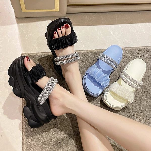 商品名：厚底サンダル素材 ：TPRサイズ：34、35 、36、37、38、39カラー ：オフホワイト、ブラック、ブルー