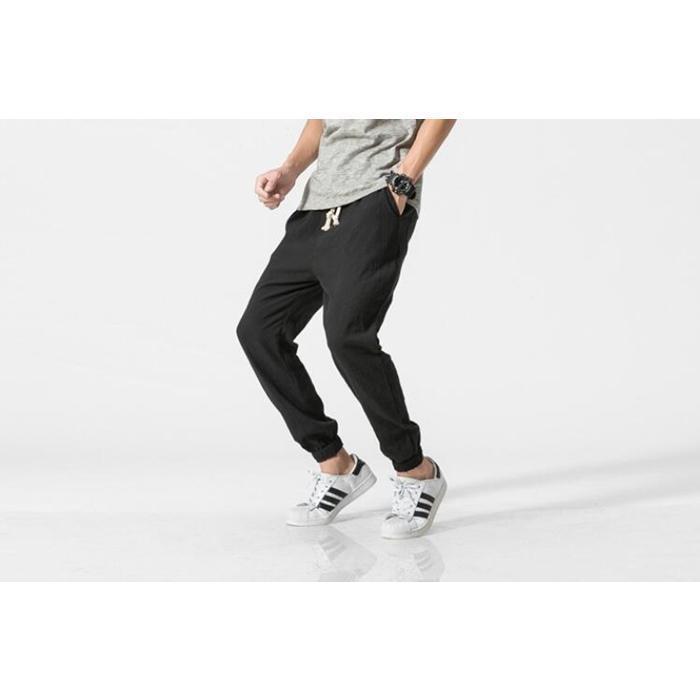 オールシーズン ジーンズ メンズ スリム フィット 韓国 ブラック ストレッチ カジュアル ファッション 長ズボン メンズ デニム ジッパー 穴 ロング