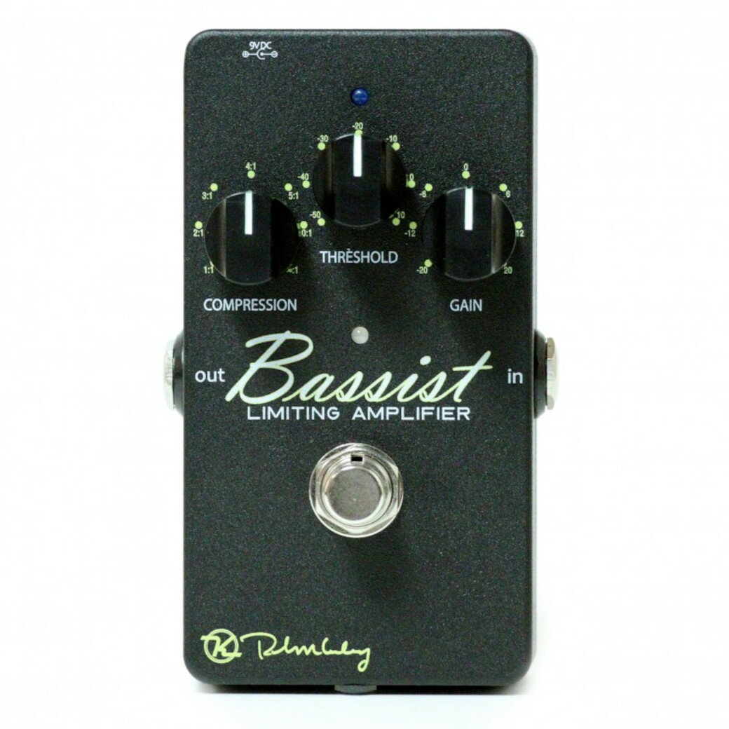 真のハイファイ・コンプレッションとリミッターを提供する「Keeley Bassist Compressor」 Keeley Engineeringのパフォーマンス・コンプレッションを使用して、聴き、感じることができます。 エキゾチックで非常に高い忠実度を誇るTHAT Corp.4320. ストンプボックス形式の非常に手頃なスタジオグレードコンプレッサーとお考えください！ 高性能な電圧制御アンプ、オンボードのトゥルーRMSディテクター、超高性能なオペアンプを使用し、最高のクオリティをお届けします。 驚くほど大きな信号を処理できるだけでなく、20KHzを超える驚異的な帯域幅と信じられないほど低いノイズを備えています。 ラックマウントの品質を足元で手に入れることができるのです。 VCAコンプレッサーは、正確なコントロールが可能でベースに適しています。 ■コントロール:COMPRESSION、THRESHOLD、GAIN ■サイズ:約60.5(W)×32(D)×110.5(H)mm ■重さ: 約260g ■消費電流:約24mA