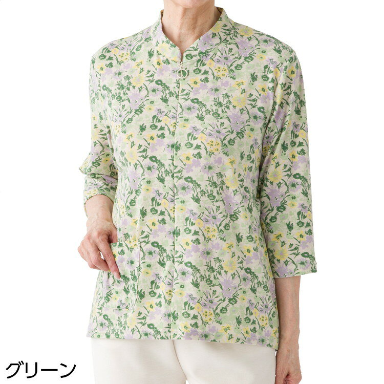 ●素材／ポリエステル95％、ポリウレタン5％●生産国／中国●洗濯機可●乾燥機可（60℃まで）●ロングファスナー（38cm）●のびのび素材●身幅ゆったり●後ろ身頃長め●前ポケット付き●名前記入欄付き●婦人用・すっぽりかぶれて、脱ぎ着らくらく！やさしい機能がいっぱいのロングファスナーTシャツ。・お化粧したまますっぽりかぶれる！下からでも着脱可能！・深く開くなが〜いファスナー。ファスナー合わせが不要の、お腹部分までで止まる長めのファスナー。肩が上がりにくい方もスムーズに脱ぎ着ができます。・持ち手リングタイプ。指が引っかかるから、つかみやすい！・ファスナーは力を入れずに、左右に広げるだけで開きます。・ゆったりとした身幅で、脱ぎ着がラクラク。・後ろ身頃長めで、おしりを隠してキレイに体型カバー。・名前記入欄付きで間違い防止。施設での洗濯後も間違いを防止できます。【ケアファッション】