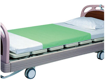 防水シーツ 耐熱防水ブロードシーツ （幅175（防水部分105）×長さ90cm） 10809 ピジョンタヒラ │ 防水シーツ ベッド関連 失禁対策 寝具 耐熱 防水 吸汗 耐熱性 三層構造 シニア 高齢者 介護用品 病院 老人ホーム デイサービス 日本製