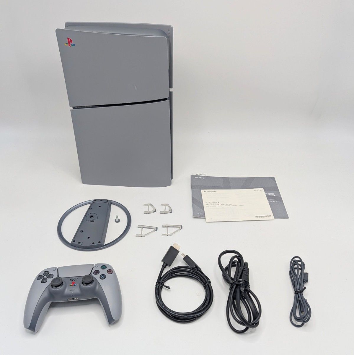 PANPANコスメ楽天市場店の【極美品】PlayStation5 デジタル・エディション 30周年 CFI-2000B30｜アングル3