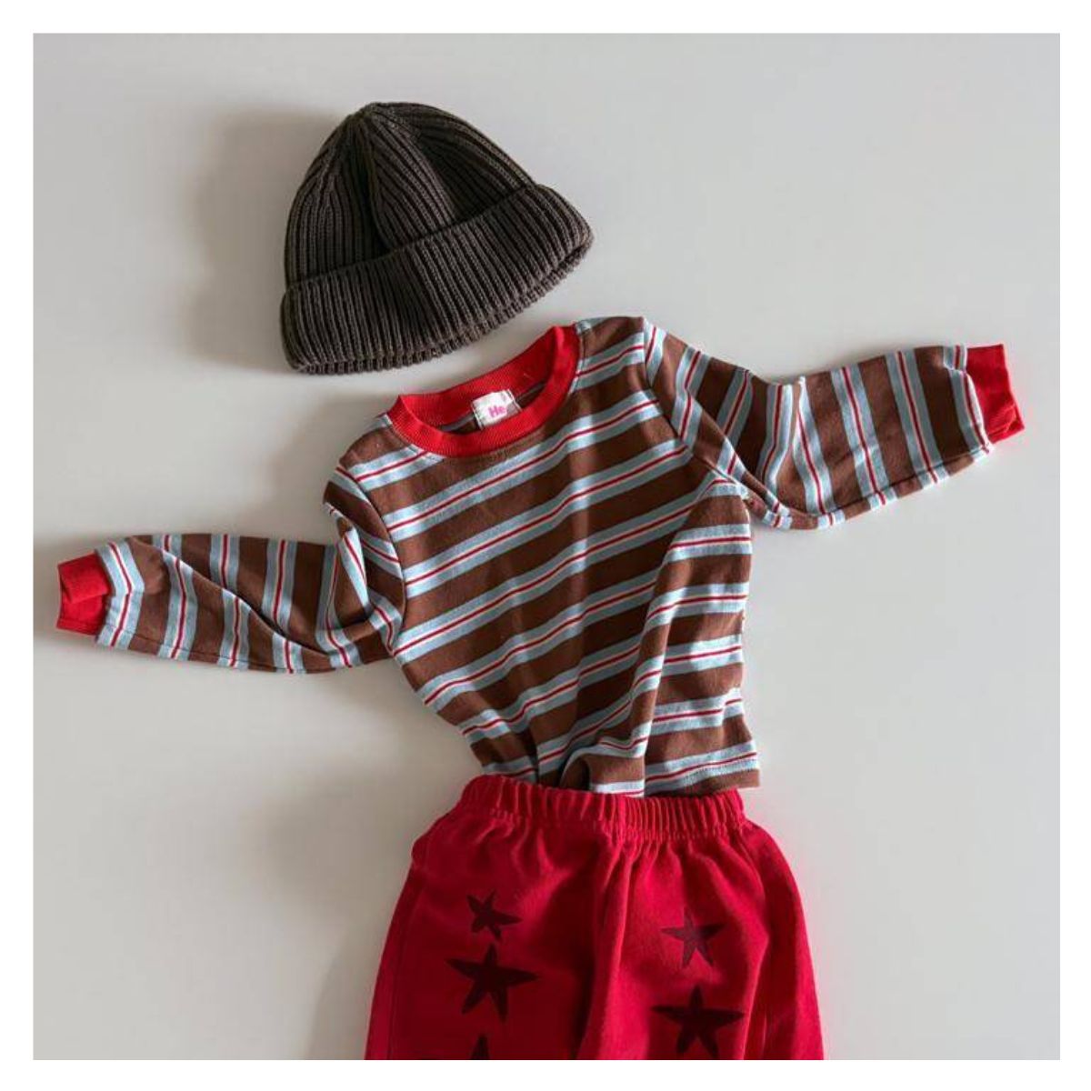 【Hei 】ブラウニートップス 韓国 子供服 韓国服 ナチュラル おしゃれ カラフル 個性 ヨーロッパ オリ..