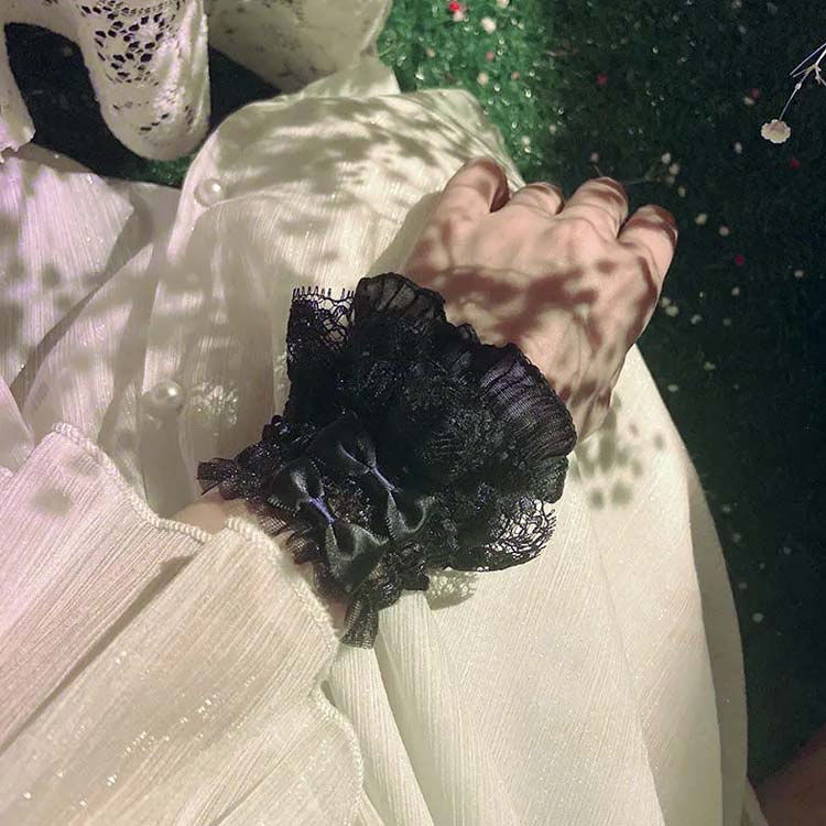 付け袖 つけ袖 レース ロリータ リボン付き フリル ふんわり lolita かわいい レディース つけそで ホワイト 白 重ね着 レイヤード アクセサリー 衣装装飾 お人形 甘ロリ お嬢様 服飾り黒 ブラック 送料無料