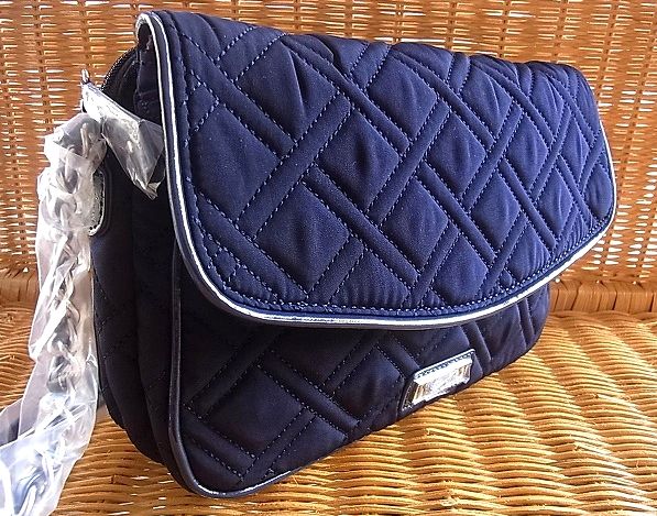 Vera Bradley ヴェラブラッドリー チェーンショルダーバッグ Chain Shoulder Bag Classic Navy