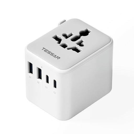 【1台5役 海外変換プラグ】2つのUSB-Cポートと2つのUSB-Aポート及び1つのマルチタイプコンセントを搭載し、5台のデバイスを同時に充電できる変換プラグです。海外ホテルで宿泊する際にコンセントが足りなくても困らない。余裕の部分も家族や友人と共有することができます。 【変換プラグ 全世界対応】プラグの部分はC、BF、O、Aという世界の主要4タイプを採用、コンセントの部分はマルチタイプコンセントを採用。フランス、ドイツ、韓国、イギリス、香港、アイルランド、中国、アメリカ、オーストラリア、ニュージーランド、アメリカなどの世界中200カ以上のに対応。さまざまなコンセント(C、BF、O、O2、A、SEタイプ)を目的のコンセント(C、BF、O、Aタイプ)に自由に変換できます。世界にどこに行ってもこの1台で十分! 【USBポート付き】この海外用アダプター変換プラグは2つのtype-aポート及び2つのtype-cポートを搭載。単一usb-aポートが5V 2.4Aの出力に対応。usb-cポートが5V 3.0Aの出力に対応。4個usbポートは合計5V 4.2Aになります。