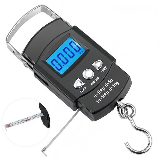 【高精度計測 広範囲対応】 最大 50kg まで計測可能、0~10kg は 5g 単位、10~50kg は 10g 単位の高精度センサーを搭載。小さな荷物から大きなスーツケースまで、誤差 プラスマイナス0~20g の信頼できる計測を実現します。 【1M 巻尺内蔵で一石二鳥】 本体に 1M の自動巻き取り式メジャーを内蔵。重さだけでなく、荷物のサイズも同時に確認可能。LCC のサイズ制限チェックにも最適です。 【多機能で使いやすい設計】 kg/lb/oz/ 市斤の 4 種類の単位にワンタッチで切替可能。風袋引き機能で容器の重さを差し引いて正確に計れ、バックライト付き LCD 画面で暗い場所でも数字が見やすいです。 【コンパクトで携帯に超便利】 本体重量約 120g、折りたたみ式ハンドルと収納式フック付き。ポケットやバッグにすっきり収まり、旅行・出張・釣り・買い物など、いつでもどこでも持ち運べます。 【多シーンで大活躍】 スーツケースの重量確認はもちろん、釣った魚の計量、宅配荷物の確認、果物・野菜の計量など、日常からレジャーまで幅広く活用できます。単 4 電池 2 本で長時間使用可能、交換も簡単です。