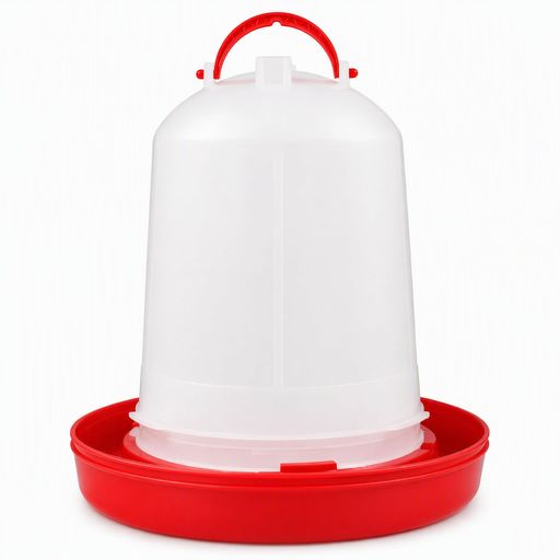 【鶏用給水器】4Lの飲水バケツで、ひよこやニワトリの毎日の給水をまとめて支えます。吊り下げ式なので小屋や庭の限られた場所にも置きやすく、補充回数を減らしたい養鶏初心者でも扱いやすい設計です。給水カップから飲みやすい高さに合わせて使えます。 【給水カップ】漏れ防止設計で水のこぼれを抑え、床材や周辺を清潔に保ちやすくします。ひよこ、アヒル、ウズラ、鳩など小型家禽が飲みやすい形で、日々の水飲み容器として農場や飼育小屋に適しています。水の無駄を減らしたい時にも便利です。 【飲水バケツ】プラスチック素材で作られており、軽く扱えて繰り返し使えます。シンプルな構造で分解や洗浄がしやすく、内側の汚れを落としやすいため、季節を問わず毎日の給水管理を続けやすいです。赤色で小屋内でも見つけやすい外観です。 【小型家禽】サイズは約28x24x24cm、内容は1個入りです。赤色の容器はひよこスターターキットとして使いやすく、アヒルやウズラの水入れを一つにまとめたい時にも役立ちます。吊り下げ設置で床置きスペースを節約できます。 【水飲み容器】持ち運びやすいポータブルタイプで、庭、飼育小屋、農場など水場を移したい場面に合わせて使えます。