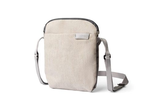  City Pouch - クロスボディバッグ(電子書籍または小さめのタブレット、財布、サングラス、携帯電話) (SaltBush)
