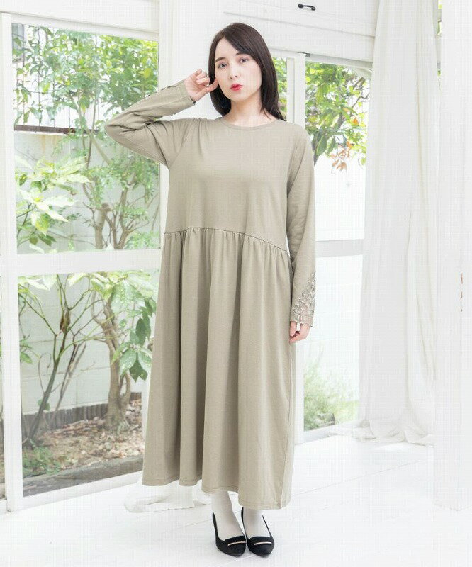 ★SALE★【is ScoLar イズ スカラー】553223 バイオリンとピアノレース切替ワンピース インナー シック ..