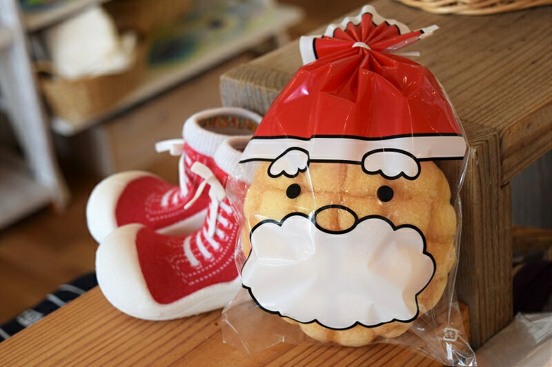 【クリスマス　ラッピング】OPPパック 150×250 サンタ(1セット100枚入)【プレゼント　かわいい　パン　焼菓子　雑貨　袋】