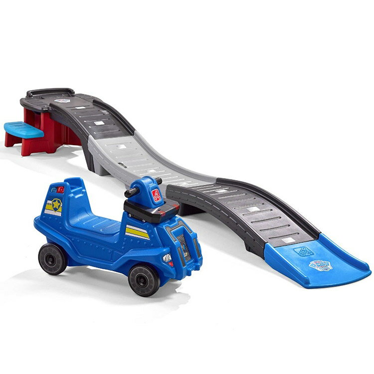 商品説明 メーカー 商品名 PAW Patrol Adventure Coaster 型番 413999 サイズ トラック/(約)32.4 x 279.4 x 68.6 cm 車/(約)41.3 x 63.8 x 31.8 cm BOX(約)：53×51×90 cm 重さ (約)14 kg 対象年齢(メーカー参照) 2歳から 安全基準 消費者製品安全性改善法適合(CPSIA) 米国安全基準適合(ASTM) ヨーロッパ規格適合(EN-71) 材質 プラスチック 生産国 Made in USA 仕様 大人気「Paw Patrol パウパトロール」の大冒険にぴったりな乗用玩具 チェイスの車はサイレンや光、メッセージの演出があり 室内から屋外でレールの上を滑り降りて遊ぶ事が出来ます。 遊園地の乗り物がお家にあるように、子供たちは夢中で遊んでくれます。 車は安全な運転の為に高めの背もたれ設計と足置きがあります。 Top位置にセットしている間はくぼみにタイヤがはまり 安全に乗車できます。 備考 ・ラッピング不可 ・入荷時期によりデザイン・カラー変更の場合がございます。 ・組立必要/説明書図解（英語表記） ・お子様から離れて大人の方が組み立て下さい。 ・組み立て時に加工が必要な場合や、ボルト・ネジなどを別途お手配頂く場合もございます。 ・輸入品特有の製造上のキズ、塗装剥がれ等や輸送時の外箱ダメージが見受けられる場合がございます。 ・メーカー出荷時の状態により、箱を修繕しお送りする場合もございます。 ・ご使用時、必ず大人の方がそばで付き添って下さい。 ■画像と商品が一部異なる場合もございますのでご了承ください。 ■在庫数、価格は日々変動いたします。 ※お買いもの前に必ずご確認ください。 ■アメリカ製品について ■お買い物ガイド 【検索キーワード】 ステップ2 413999 すべりだい パウパト コースター 乗用玩具 大型遊具 室内 屋内 屋外 乗用 ライドオン レール パウパト チェイス 音 光 演出 子供 キッズ こども 誕生日 クリスマス プレゼント ランキング 可愛い かっこいい 男の子 女の子 施設 公園 店舗