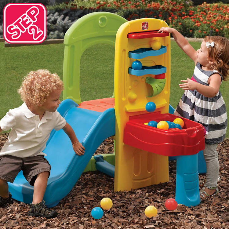 商品説明 メーカー STEP2 商品名 Play Ball Fun Climber 型番 841900 サイズ 本体：97.2 x 135.3 x 90.8 cm BOX：52.1 x 41.3 x 97.2 cm 重さ 11 kg 対象年齢 1歳半〜 安全基準 ヨーロッパ規格適合(EN-71) 材質 プラスチック 生産国 Made in USA ※一部パーツ Made in China 備考 ※ボールは含まれません。 ・ラッピング不可 ・組立必要/説明書図解（英語表記） ・製造上のキズや塗装剥がれ等や輸送時のパッケージへのダメージが見受けられる場合がございます。 ・入荷時期によりデザイン・カラー変更の場合がございます。 ・ご使用時、必ず大人の方がそばで付き添って下さい。 ※お買いもの前に必ずご確認ください。 ・お買い物ガイド ・アメリカ製商品について 【検索キーワード】 STEP2 PLAY BALL FUN CLIMBER 841900 ステップ2 プレイボール ファンクライマーすべりだい すべり台 滑り台 室内 屋内 屋外 ボール遊び 大型遊具 ステップ2 クライマー ジャングルジム 誕生日 プレゼント 保育園 幼稚園