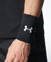 品番 1372155 ブランド UNDER ARMOUR(アンダーアーマー) 詳細 【商品名】UA MOBILITY WRISTBAND / UA モビリティ リストバンド【カラー】003BLK×WHT【素材】ポリエステル87％、ポリウレタン13％【特長】伸縮性、吸汗速乾性に優れる、プロ野球選手も使用するインナー素材のモビリティバンド。プロ野球選手も使用するインナー素材のモビリティバンドUAロゴを刺繍4wayストレッチ：4方向へのストレッチ性に優れる水分コントロール：汗を素早く吸収、外部へ発散し、アスリートの身体を常にドライに保つ片腕用 ※在庫はメーカーと共有しておりますので、店頭在庫が欠品の場合はメーカー取り寄せとなり、入荷まで1週間ほど掛かる場合もございます。※メーカー在庫は非常に流動的でございます。メーカー在庫完売の為、商品をご用意することが出来ない場合がございます。※モニタ閲覧環境によっては、画面の商品と実際の商品の色が異なって見える場合がありますがご了承ください。※当店では複数店舗で在庫を共有している為、稀にご注文が重なり在庫切れとなる場合がございます。その際はメールにてご連絡させていただいております。ご了承くださいませ。メーカー希望小売価格はメーカーサイトに基づいて掲載しています。