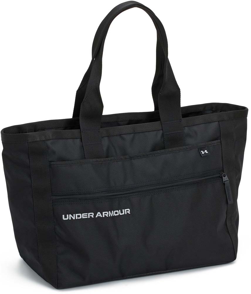 品番 1378285 ブランド UNDER ARMOUR(アンダーアーマー) 詳細 【商品名】UA TOTE BAG / UAトートバッグ【カラー】001BLK【素材】合成皮革、ポリエステル【特長】機能美から溢れ出るオーセンティシティ。シンプルなデザインの中に、耐久性、撥水性、利便性を詰め込んだ、日本限定ゴルフ用トートバッグ。1680デニールの耐久性の高い生地を使用よく使用する小物を分けて収納可能な便利な外部ポケットを複数用意メイン収納部分に小物の仕分けやシューズ等を分けて収納可能なオープンポケット付き上部にジップを配し、中身が見えにくい仕様STORM(ストーム)：撥水加工を施したファブリックが雨や雪をはじき、悪天候下でもドライで快適な状態を保つW60cmxH33cmxD21cm30L ※在庫はメーカーと共有しておりますので、店頭在庫が欠品の場合はメーカー取り寄せとなり、入荷まで1週間ほど掛かる場合もございます。※メーカー在庫は非常に流動的でございます。メーカー在庫完売の為、商品をご用意することが出来ない場合がございます。※モニタ閲覧環境によっては、画面の商品と実際の商品の色が異なって見える場合がありますがご了承ください。※当店では複数店舗で在庫を共有している為、稀にご注文が重なり在庫切れとなる場合がございます。その際はメールにてご連絡させていただいております。ご了承くださいませ。メーカー希望小売価格はメーカーサイトに基づいて掲載しています。