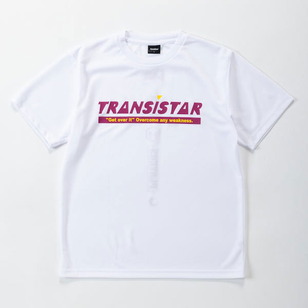 品番 HB24TS08 ブランド TRANSISTAR(トランジスタ) 詳細 【商品名】半袖ドライTシャツ「Fanatic」【カラー】ホワイト×パープル【素材】ポリエステル(ドライ)100%【サイズ】S ：着丈65/身巾47/袖丈/20M ：着丈68/身巾50/袖丈/21L ：着丈71/身巾53/袖丈/22XL ：着丈74/身巾56/袖丈/232XL ：着丈77/身巾60/袖丈/253XL：着丈80/身巾64/袖丈/26【特徴】ハンドボールに熱狂しているプレイヤーをイメージしたグラフィックデザイン。背中に印象的なアイコンを組み合わせ、シンプルながらも印象に残るデザインです。 ポリエステル(ドライ)100% ※店頭在庫が欠品の場合はメーカー取り寄せとなり、入荷まで1週間ほど掛かる場合もございます。※メーカー在庫は非常に流動的でございます。メーカー在庫完売の為、商品をご用意することが出来ない場合がございます。※モニタ閲覧環境によっては、画面の商品と実際の商品の色が異なって見える場合がありますがご了承ください。※当店では複数店舗で在庫を共有している為、稀にご注文が重なり在庫切れとなる場合がございます。その際はメールにてご連絡させていただいております。ご了承くださいませ。メーカー希望小売価格はメーカーサイトに基づいて掲載しています。