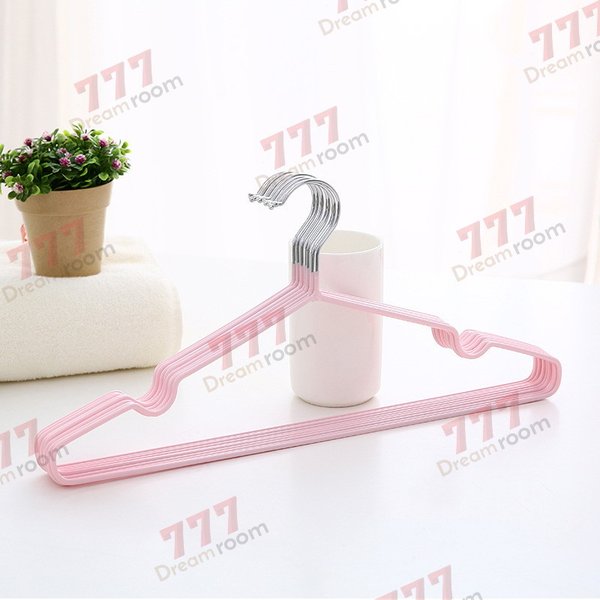 PVCラバー加工 スタイルハンガー ピンク 10本セット ずれ落ちにくく すっきり収納！ 薄型ハンガー 落ちない 型崩れ防止