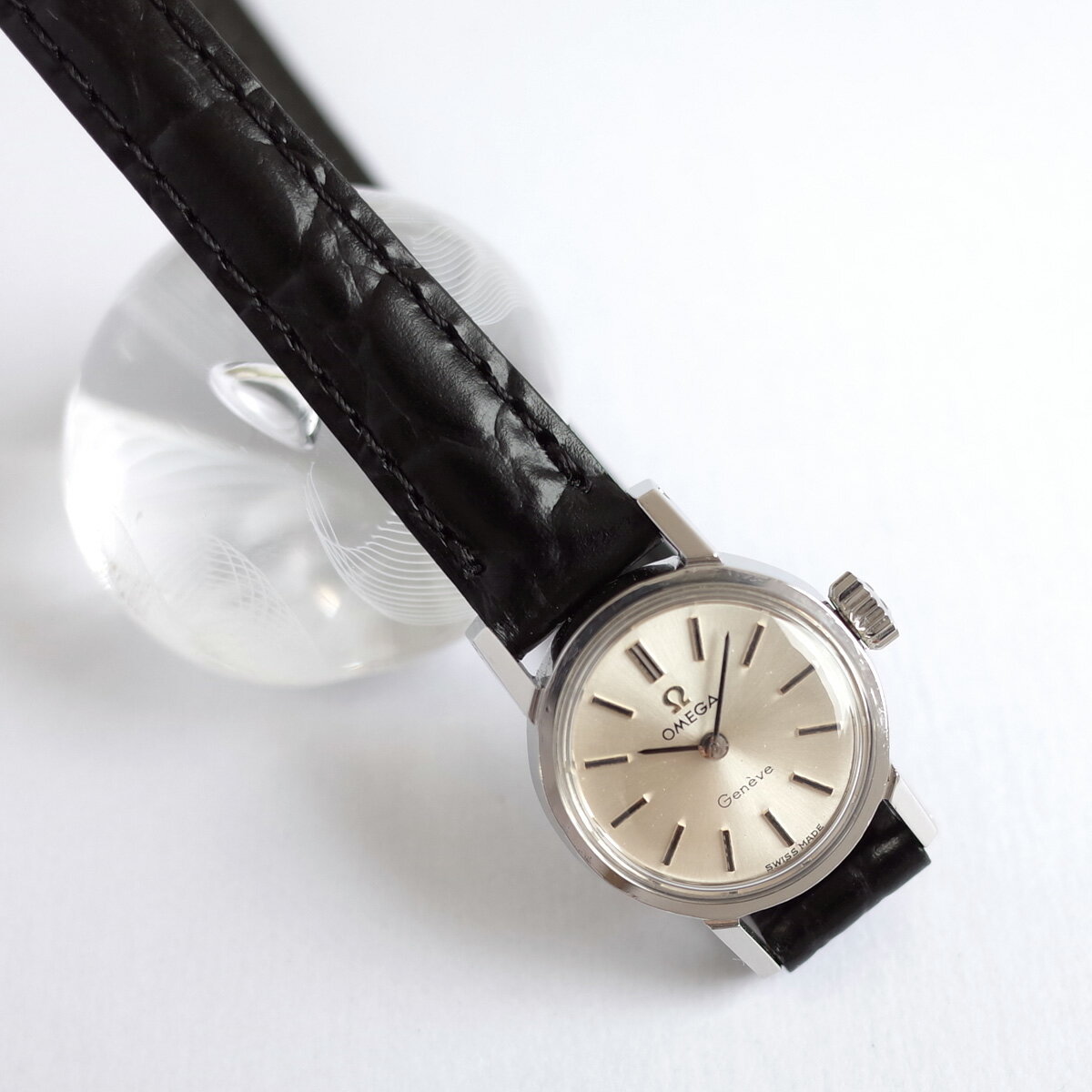 レア♪1年保証【OMEGA OH済】美品 Geneve SS スクリューバック 1970年製 ビンテージ 新品ベルト レディース cal.485 手巻 腕時計 アンティーク【中古】