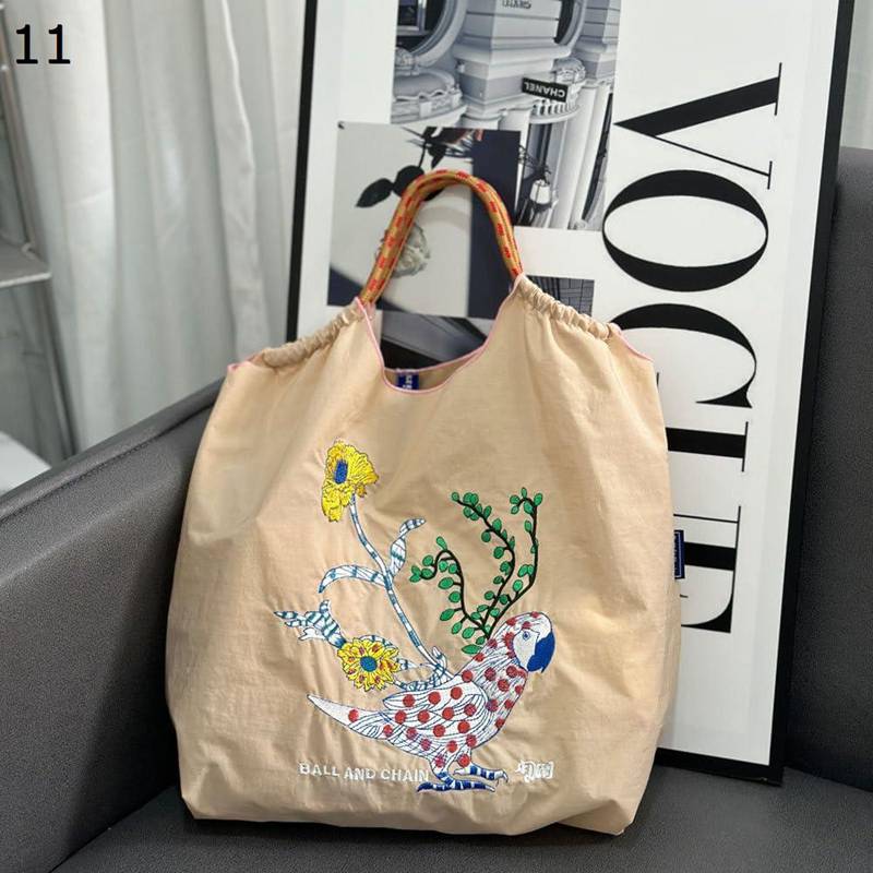 刺繍 リュック ショルダーバッグ お洒落なエコバッグ 丈夫なエコバッグ 繰り返し使用 軽量 大容量 収納 オシャレ 折りたたみ 買い物袋 レディースバッグ ショッピングバッグ 学生ショルダーバッグ ナイロン