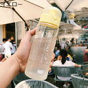 水筒 クリアボトル ウォーターボトル 650ml ワンタッチ 直飲み おしゃれ カップル 透明 スリム 女の子 恋人 グリーン ピンク ブルー ブラック ホワイ...