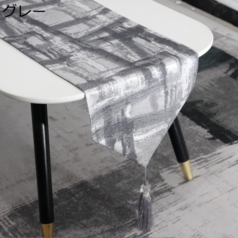 テーブルランナー 幾何柄 プリント タッセル付き センターテーブル 北欧風 三角テーブルランナー 食卓..