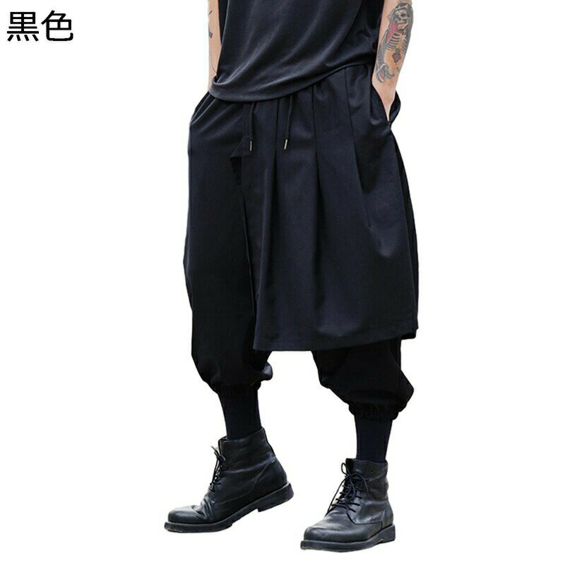 　　　 ◆◇◆人気の秘密◆◇◆ 【混紡】麻+コットン混の生地を使用しましたパンツです。スッキリ見せ効果とシワ感があります。軽い素材なので、初夏から秋まで長く着用していただくことができます。 【ウエストゴム】優れた通気性、肌触りも柔らかく、着心地の良さも抜群。春夏秋にもさわやかに着られます。ウエストの部分はゴムが入っており伸縮性良く、自分の好みで調節できます。 【ゆったり】穿きやすく、使いやすい：ゆったりシルエとで、気になるボディーのラインもナチュラルにカバーできる。ウェストに同じ色の帯が付いて、すっきりとお腹周りを演出でき、より魅力に見せます。ポケット付きで、実用性も便利な一着です。 【コーデ】存在感のある一着なので、オーバーシャツやビッグTでさらっと着こなすだけでスタイルが決まります。合わせ方によってコーディネートのテイストが変わるので、飽きずに長く着て頂けます。 靴は、スニーカーやスリッポンはもちろん、エンジニアブーツやローファーのような革靴でも似合います。キャップやサコッシュ、ボディバッグ、バックパックなどの小物とも相性抜群。 【ワイドデザイン】大人めモード系の着こなしを演出、ビッグシルエットのモード系きれいめ幅広の男女兼用ワイドパンツが新登場です。ワイドなフォルムをクロップド丈にする事で、メリハリが生まれスタイルが重くならずスッキリとした印象に！ 　　　◆◇◆注意事項◆◇◆ご覧のモニターの環境、撮影環境により実物と色味が異なって見える場合がございます。湿った状態で他のものと擦り合わせると色が移る恐れがあります。濃色品の洗濯時は、白色、淡色と分けて洗ってください。説明 ＿＿＿＿＿＿＿＿★★★★★＿＿＿＿＿＿＿＿ 【商品詳細】 素材: コートン、ポリエステル 【商品紹介】 ◆上品さとナチュラルさを演出するデニムパンツが登場！ コーディネートに欠かせない男スタイル。毎日でも履きたくなるカジュアルライクなアイテム。 ◆肌触りが優しく通気性もよく、汗をかいても蒸れ感がなく着心地とてもいいです。360°美しいシルエットがこの魅力ズボンの登場です。 細かいところも見逃せないファッショナブルな工夫！シンプルなシルエット・流暢なラインがカジュアルな雰囲気を演出します。 ◆シンプルなストライプデザインは、着こなしの幅アップに大きく貢献！ ウエスト部分は、ボタン＆ジップデザインなのでリラックス感も満載です！ 両側にポケット付き、実用でファション感のあるロングパンツ。 ◆彼氏、お父さん、お友達への贈り物としてきっと喜ばれるでしょう。 誕生日、クリスマス、記念日にあなたの家族、友人や恋人のための素晴らしい贈り物にもなります。 柔らかな肌触りで履き心地が良く、絶対に違和感がありません。 ◆【コーデ】普段着にはもちろん、カジュアル、ビジネス、モードにもおすすめです。 部屋着でも外出先でも軽い素材なのでさらっと着こなせ学生 ( 中学生 高校生 大学生 ) から大人の社会人まで幅広く着用出来ます。 Tシャツ、ロングTシャツ、ガーディガン、ジャケット、など合わせることでカジュアルにもビジネスにもいろいろなシーンで活躍すること間違いなしです 【ご注意】 ★洗濯:変形や破損を防ぐため、本制品は手洗いが望ましい。 ★【ご注意】商品写真はできる限り実物の色やサイズに近づけるよう加工しておりますが、写真を撮る時の燈光とお使いのPCモニターにより多少異なる場合がございます。 ご来店ありがとうございます 本店の営業時間：平日＆土曜日10：00〜19：00　 【24時間注文受付】 当商品に関する問題はどうぞ弊店のメアドまでにお気軽にお問い合わせください。 ☆本店は他の服/シューズなど種類の豊富のぬいぐるみがあります！ 検索キーワード： カーゴパンツ ミリタリーパンツ アーミーパンツ タクティカルパンツ リネン ロング ブラック オーバーサイズ 男女兼用 M 5XL ファッション 作業パンツ ストレート しっかり メンズファッション ルーズ イージー 2本ライン トラックパンツ スポーティー ルームウェア スウェットパンツ ストリート バルーンパンツ トレンド hiphop系 ガウチョパンツ ワイドパンツメンズ アラジンパンツ ズボン 和式ズボン ぱんつ 通気性 メンズパンツ ウエストゴム 薄手 ルームウェア 春 秋 ロングパンツ