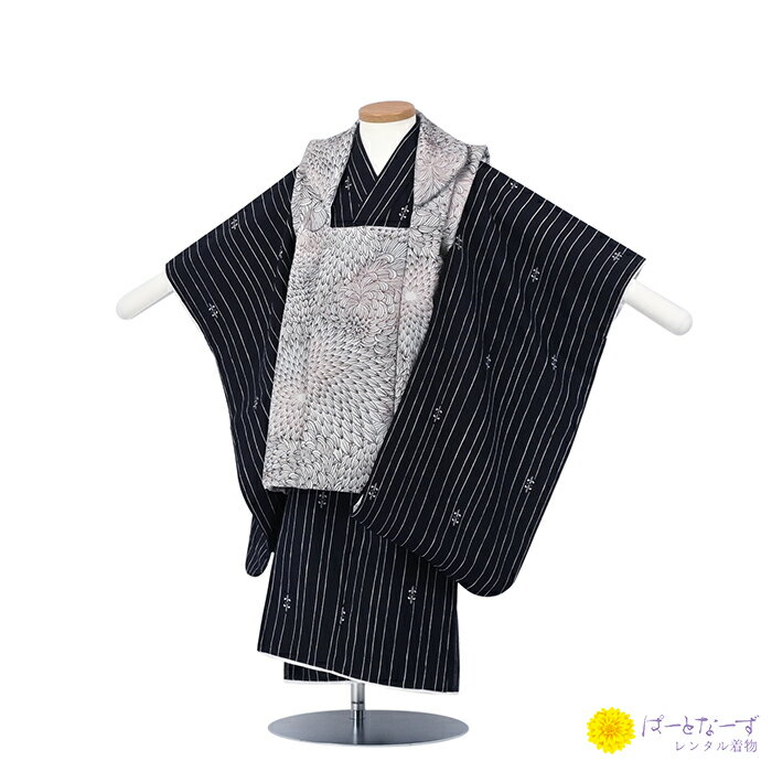【レンタル】七五三 男児 被布セット三歳児 レンタル グレー/黒 菊尽くし 被布 男の子 3歳 和装 フルセット 着物 3才 お参り 写真 晴れ着 和装 レンタ...