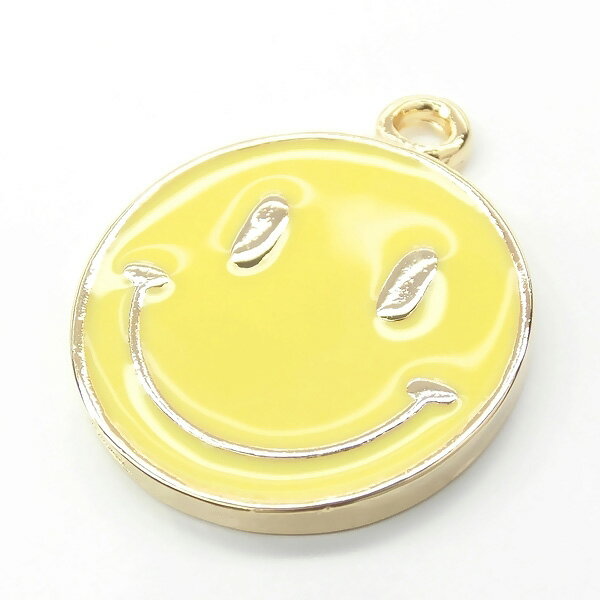 ▼在庫処分▼税込168円→税込50円 1個 Smiley 約16mm イエローカラーチャーム 人気の黄色スマイルニコちゃんパーツ 見るだけでにこちゃん笑顔になれるhappyモチーフ 高品質 K16GP ネックレスピアスイヤリングプチペンダントブレスレットなどオシャレにハンドメイド 1個価格