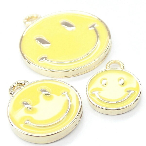 ▼在庫処分▼税込168円→税込50円 1個 Smiley 約16mm イエローカラーチャーム 人気の黄色スマイルニコちゃんパーツ 見るだけでにこちゃん笑顔になれるhappyモチーフ 高品質 K16GP ネックレスピアスイヤリングプチペンダントブレスレットなどオシャレにハンドメイド 1個価格 3