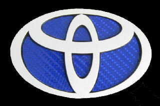 トヨタ カローラフィールダー 定形外郵便(追跡番号無し)送料無料 マジカルカーボン エンジンカバーエンブレム レッド ZRE140系 カローラフィールダー(2006/10～)