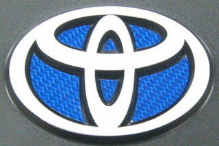 トヨタ ヴィッツ 定形外郵便(追跡番号無し)送料無料 マジカルカーボン エンジンカバーエンブレム ブルー KSP/NCP/SCP90系 ヴィッツ(2005/2～2008/7)