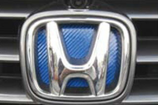 ホンダ ステップワゴン マジカルカーボン フロントエンブレム ブラック RG1～4 ステップワゴン(2005/5～2009/10)