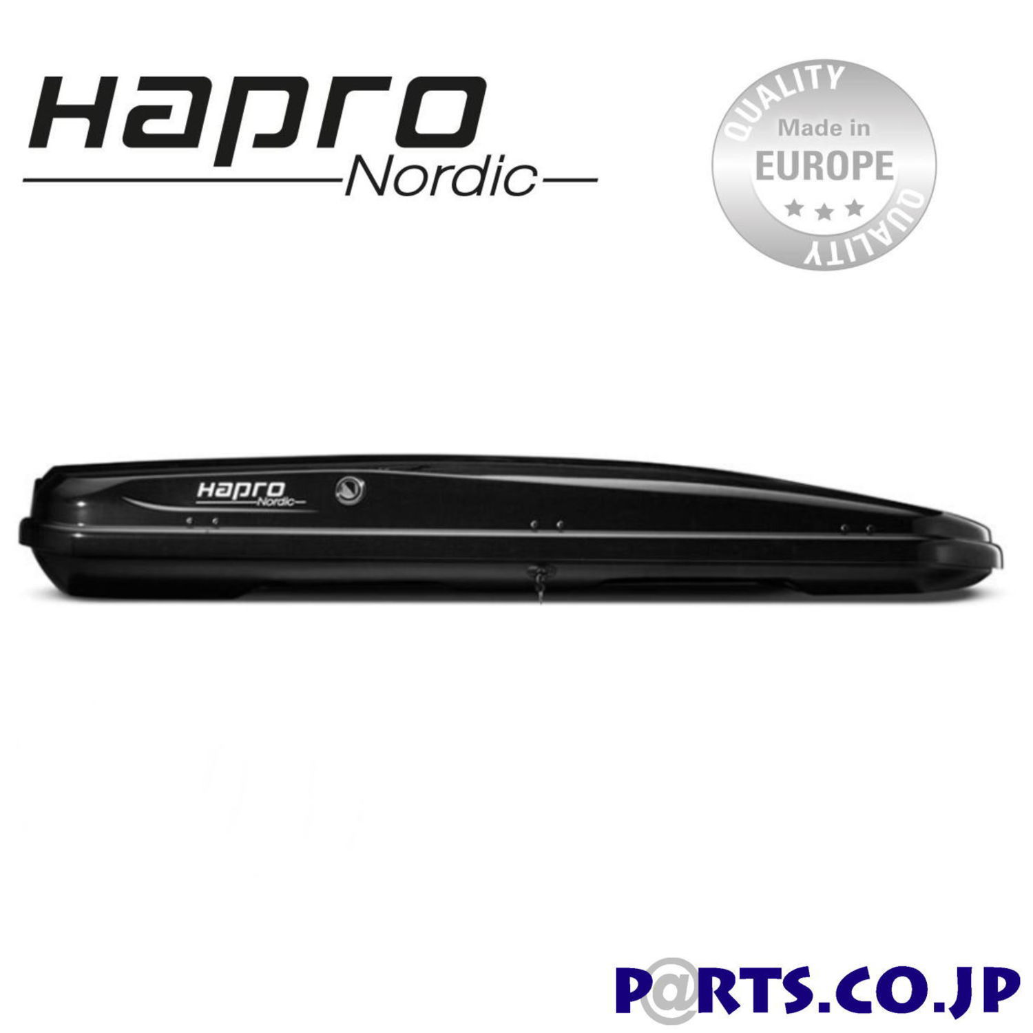 Haproは1953年にオランダで創業したサンベッドやルーフボックスを生産するオランダのメーカーです。厳格なユーロ基準で生産されておりISO11154およびTUV安全規制の認証を取得しています。Hapro Nordic（ノルディック）はスタイリッシュでエレガントなデザインで十分なスペースを提供します。スリムでコンパクトに洗練されたデザイン、大きくて広々とした内部スペース、細身の空気力学的なデザインと使いやすさを兼ね備えています。Hapro Nordicは、週末や長期休暇にかかわらず、旅行の快適さへの貴重な投資です。このモデルはスキー搭載にも優れています。最大長2.2mのスキーを8組または9組容易に搭載できます。・容量460L ・サイズ（外寸）226x94x32cm ・サイズ（内寸）221x89x31cm ・重量22.5Kg ・最大積載荷重75Kg ・積載目安スキー約8〜9組 ・5年間保証付き・取り付け可能ルーフバーサイズ ●エアロタイプ 幅：最大95mm 高さ：最小18mm〜最大38mm ●スクエアタイプ 幅：最大95mm 高さ：最小18mm〜最大28mm※大型商品の為、西濃運輸での配送となります。ご自宅への配送をご希望される方はご注文前にメールまたは電話にてお問い合わせください。北海道、沖縄、離島などへの配送は別途送料がかかる場合がございます。誠に恐れ入りますが、何卒ご理解のほど、よろしくお願い申上げます。ユニバーサル