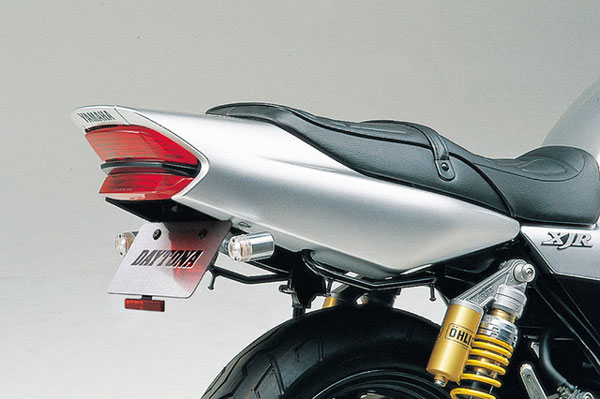 【5月17日出荷】デイトナ XJR400R（4HM9～）(98-08)用 フェンダーレスキット 74295