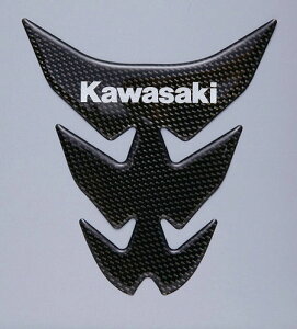 【5月8日出荷】カワサキ純正 タンクパッド カーボン調「Kawasaki」　J2007-0037